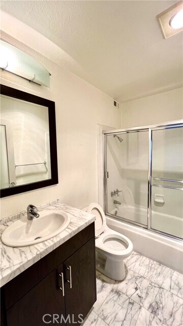 Building Photo - 10535 Ashton Ave