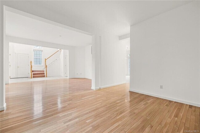 Building Photo - 45 High Point Cir