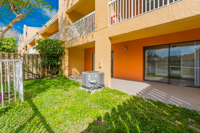 Building Photo - 5200 NW 31st Ave