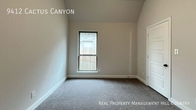 Building Photo - 9412 Cactus Canyon