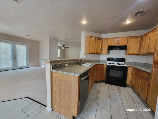 Building Photo - 9665 Marble Peak Ct