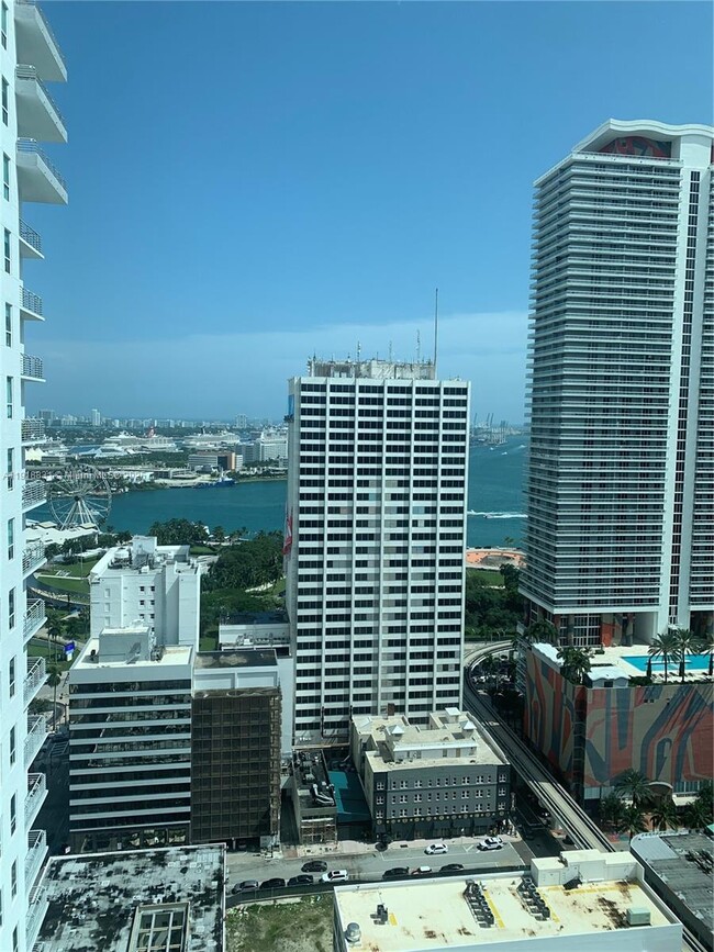 Building Photo - 133 NE 2nd Ave