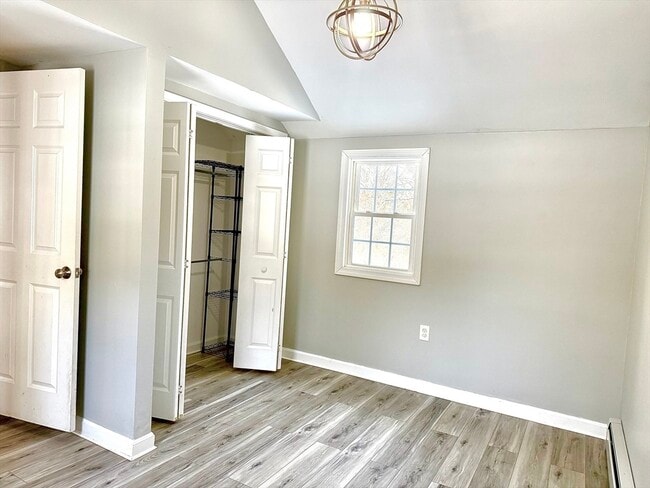 Building Photo - 32 Jerry Way