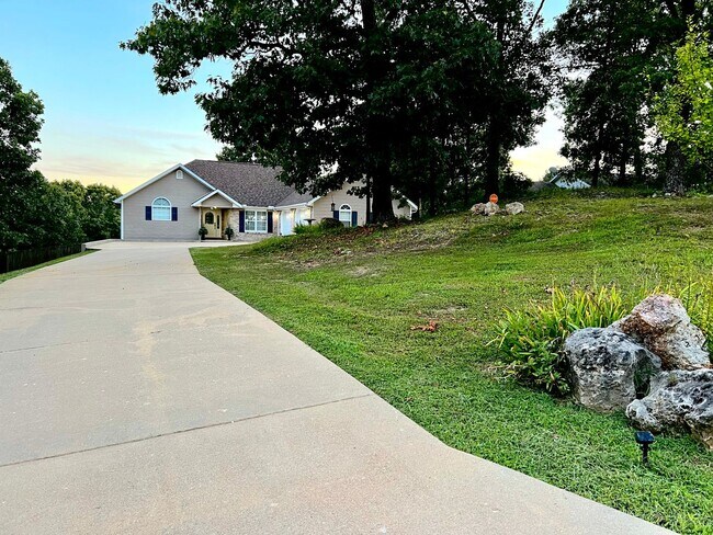 Primary Photo - beautiful updated large home