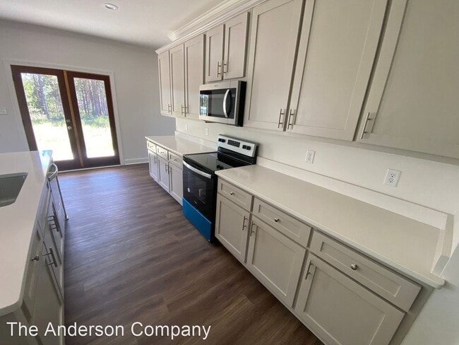 Building Photo - 4 br, 3.5 bath House - 120 Chapel Ct