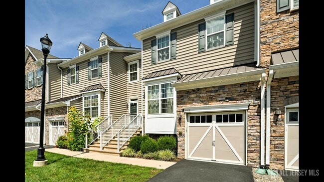 Building Photo - 202 Downey Ln