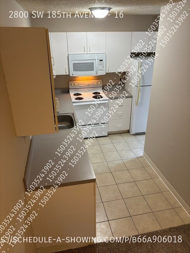 Building Photo - 2800 SW 185th Ave