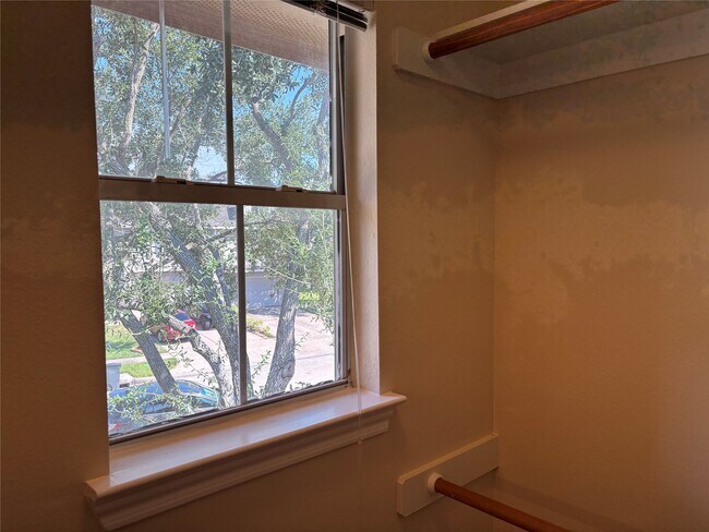 Building Photo - 25306 Calderstone Ct