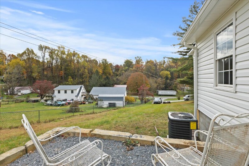 Building Photo - 145 New St