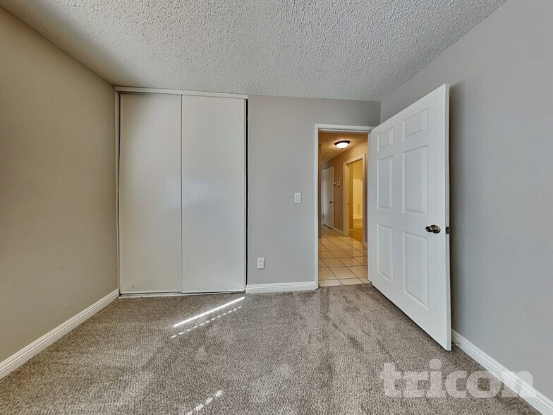 Building Photo - 4401 Montara Dr