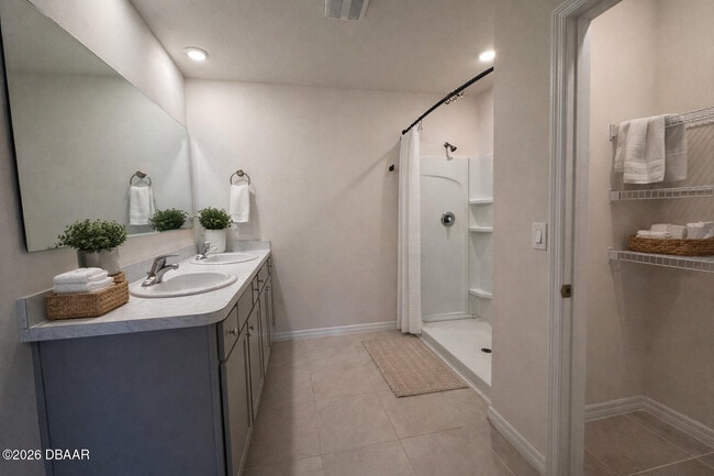 Building Photo - 208 Old Mill Pond Rd