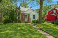 Building Photo - 1718 Chandler Rd