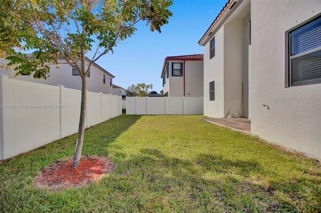 Building Photo - 3504 W 94th St