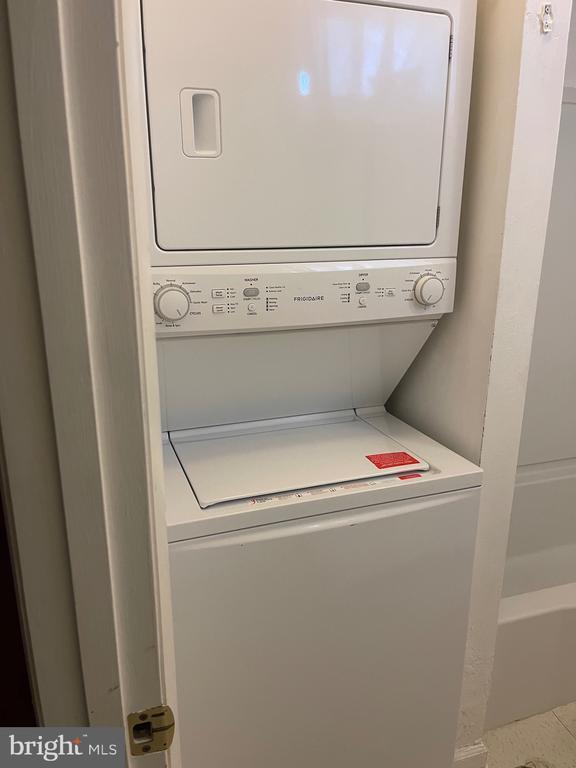 Building Photo - 10702 Blossom Ln