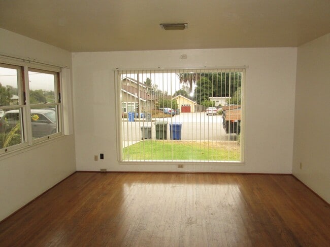 Building Photo - 1844 McCollum St