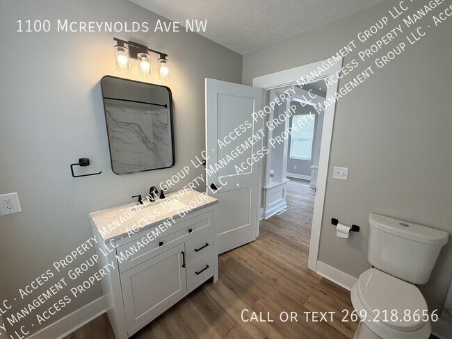 Building Photo - 1100 Mc Reynolds Ave NW