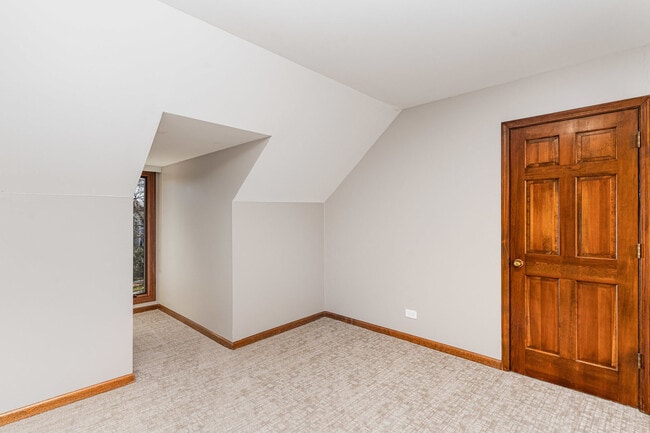 Building Photo - 841 Turnbridge Cir