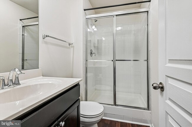 Building Photo - 7523 Holly Ridge Dr