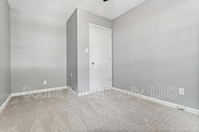 Building Photo - 6521 New Market Way
