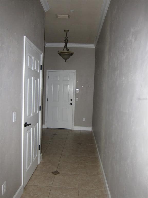 Building Photo - 5213 SW 91st Dr