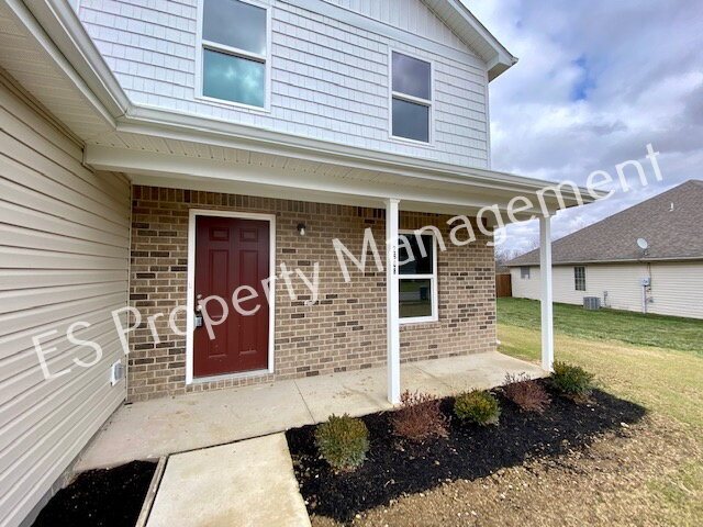 Building Photo - Gorgeous 5 Bedroom 3 Bathroom New Build in Muncie!