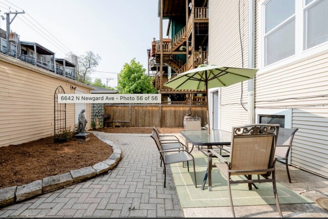 Building Photo - 6642 N Newgard Ave