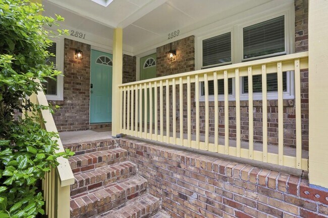 Building Photo - 2891 White Oak Dr