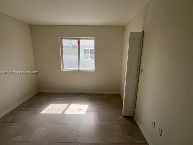 Building Photo - 10229 SW 173rd St