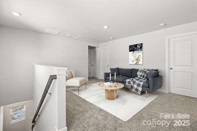 Building Photo - 2131 Belterra Dr