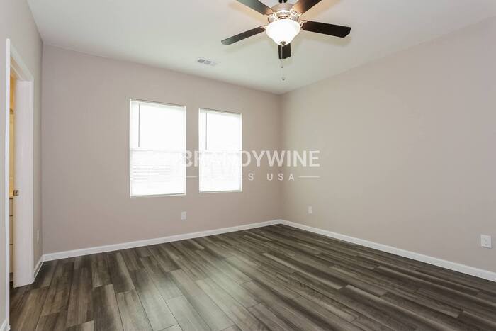 Building Photo - 1500 Ancer Wy