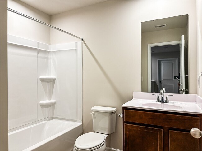 Building Photo - 16 Trailhead Rd