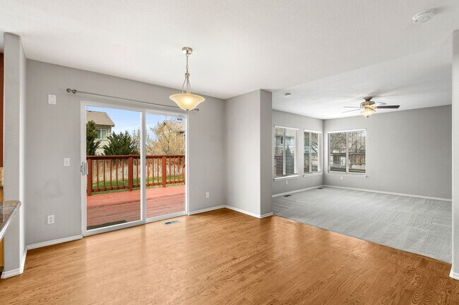 Building Photo - Large House in Parkview Highlands!