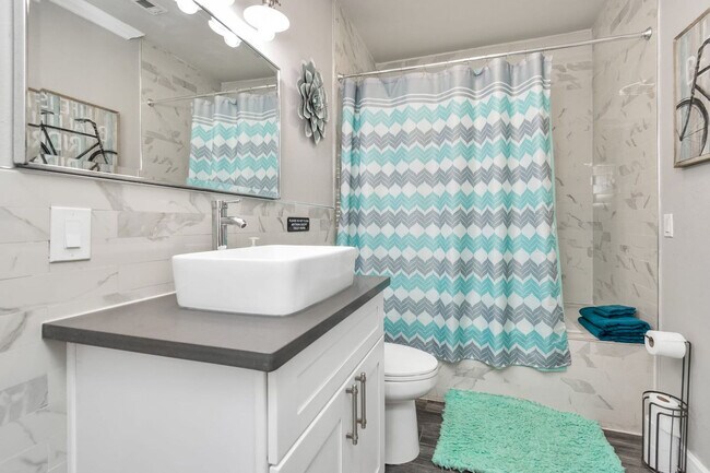 Building Photo - 2615 Arbor St