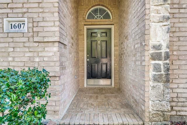 Building Photo - 1607 Monte Carlo Dr