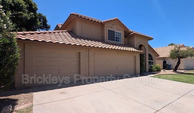 Building Photo - 2363 W Hemlock Ct