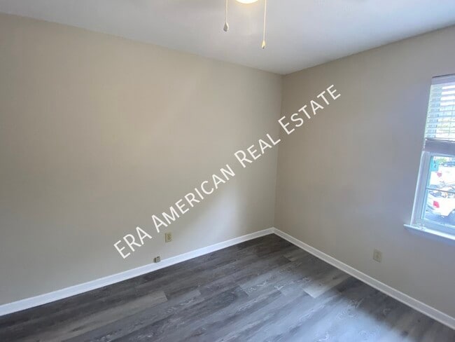 Building Photo - 144 Alabama Ave NW