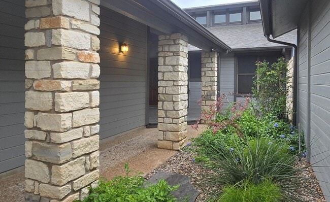 Building Photo - 8900 Mariscal Canyon Dr
