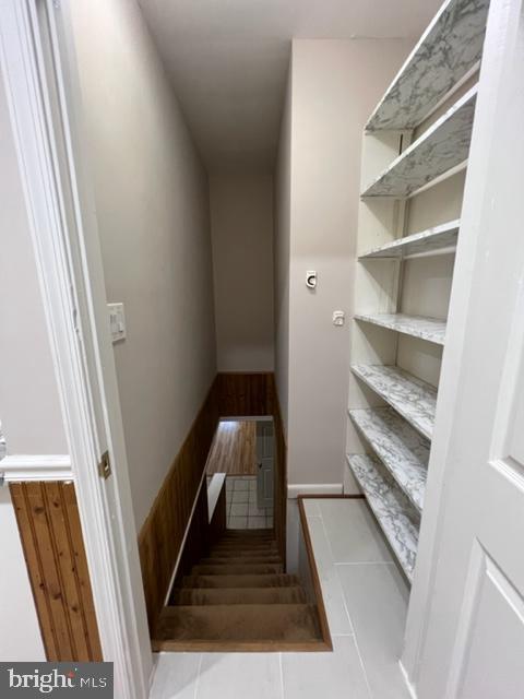 Building Photo - 3704 Bevan Dr