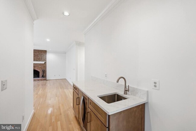 Building Photo - 10417 Snow Point Dr