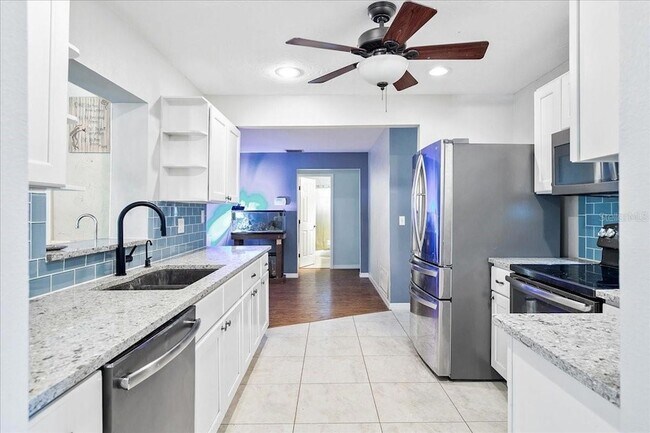 Building Photo - 1302 Georgetowne Cir
