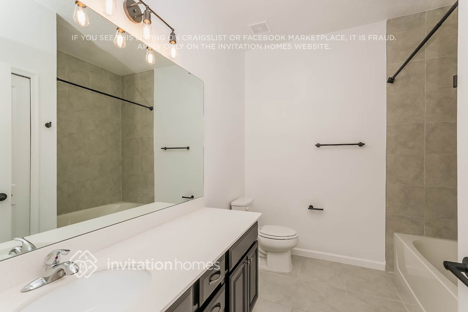 Building Photo - 11019 Daybreak Glen