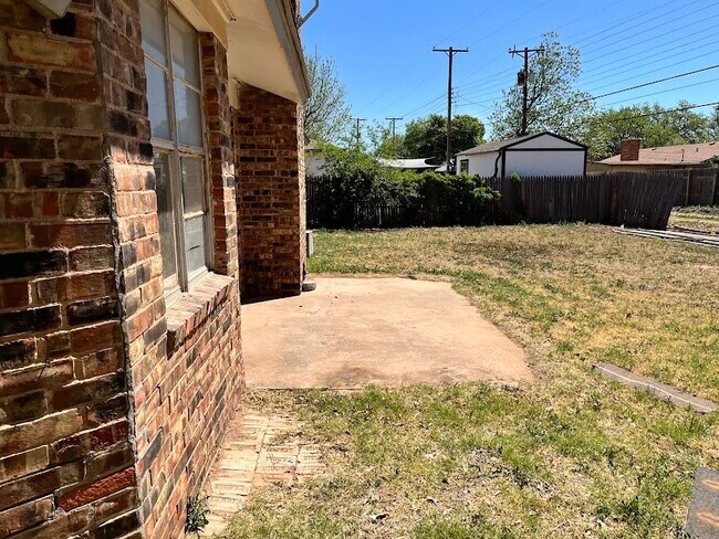 Building Photo - 5431 45th St