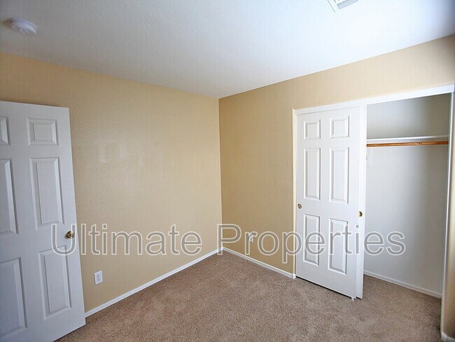 Building Photo - 24934 W Dove Trail