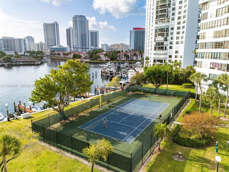 Building Photo - 600 Three Islands Blvd