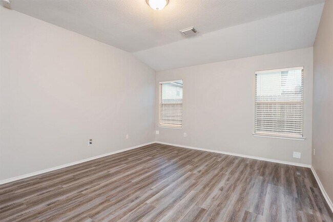 Building Photo - 7518 Mustang Corral Dr