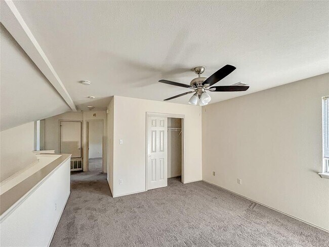 Building Photo - 1503 Catalina Dr