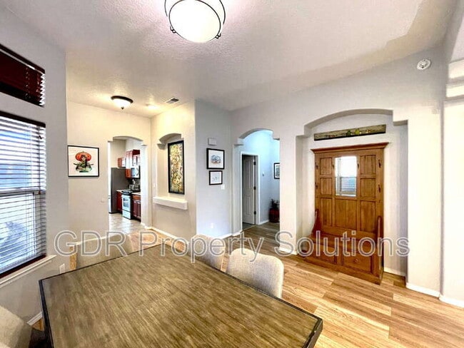 Building Photo - 13208 Pine Forest Pl NE
