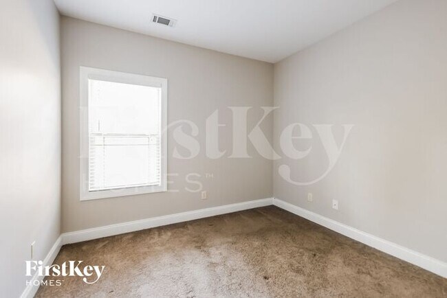 Building Photo - 934 Brookstone Pl