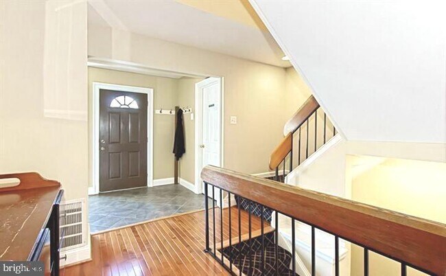Building Photo - 12728 Rolling Brook Dr