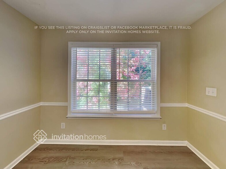 Building Photo - 1594 Stephens Pond View